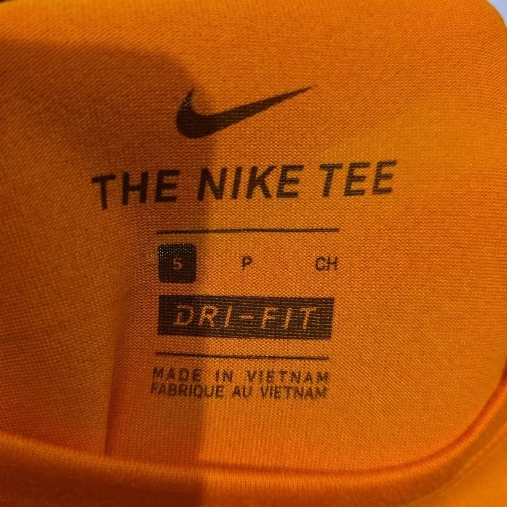 Set Of 2 Nike Dri-FIT Tennessee Volunteers T Shirts Long Sleeve Small Team Issue